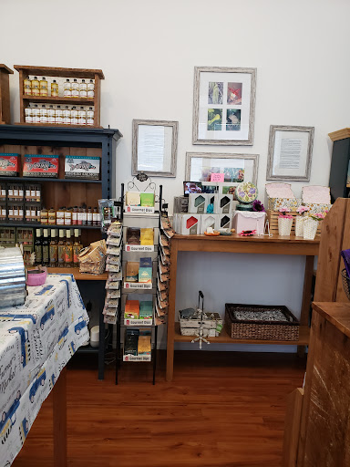 Farm «Pacific Hazelnut Farms & Candy Factory», reviews and photos, 14673 Ottaway Rd NE, Aurora, OR 97002, USA