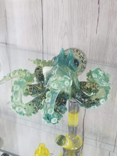 Tobacco Shop «Marleys Smoke Shop», reviews and photos, 6410 Charlotte Pike #116, Nashville, TN 37209, USA