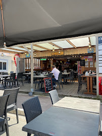 Atmosphère du Restaurant Chez Jeannot Montalivet à Vendays-Montalivet - n°4