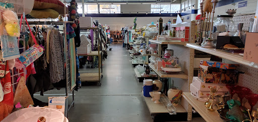 Thrift Store «St. Vincent de Paul», reviews and photos, 575 Rainier Ave N, Renton, WA 98057, USA