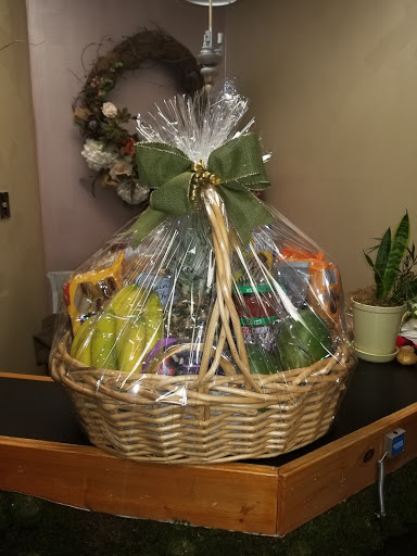 Florist «Event Connoisseur Flowers & Gifts», reviews and photos, 39 New London Turnpike #116, Glastonbury, CT 06033, USA