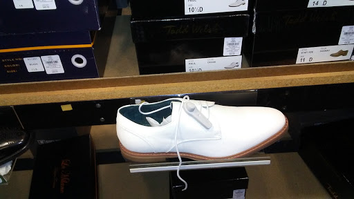 Clothing Store «K&G Fashion Superstore», reviews and photos, 8655 Pulaski Hwy, Rosedale, MD 21237, USA