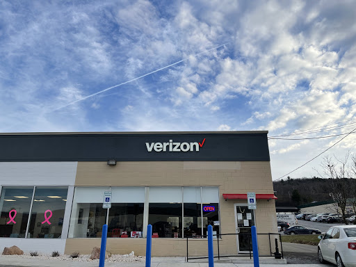 Cell Phone Store «Verizon Wireless TCC», reviews and photos, 1211 Blakeslee Blvd Dr E, Lehighton, PA 18235, USA