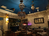 Atmosphère du Restaurant marocain Au P'tit Cahoua à Paris - n°12