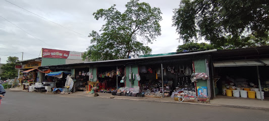 Chợ Phú Hưng