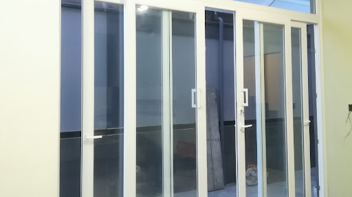 EUROTEC SRL puertas y ventanas termo acústicas de PVC