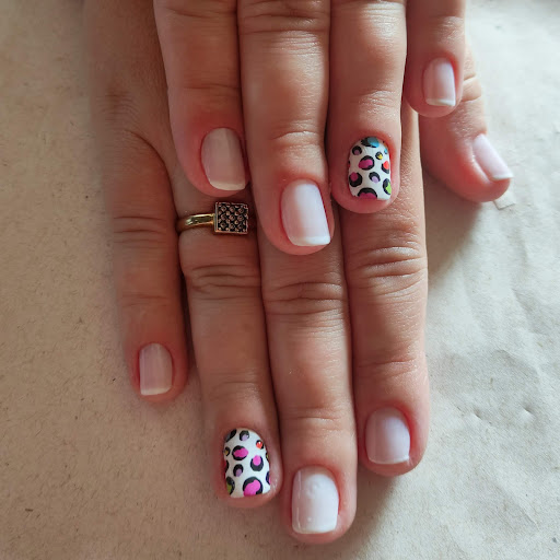 Logo da empresa - Nika Souza Esmalteria