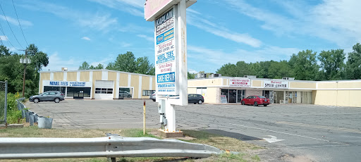 Screen Printer «Novel Tees Screen Printing & Embroidery», reviews and photos, 81 Tolland Turnpike, Manchester, CT 06042, USA