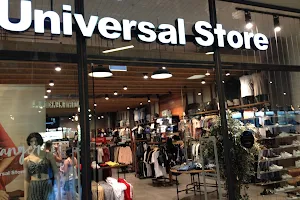 Universal Store image
