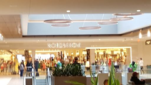 Department Store «Nordstrom Ridgedale», reviews and photos, 12441 Wayzata Blvd, Minnetonka, MN 55305, USA