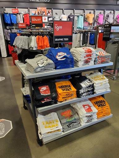 Sporting Goods Store «Nike Factory Store», reviews and photos, 1111 N Roosevelt Dr #400, Seaside, OR 97138, USA