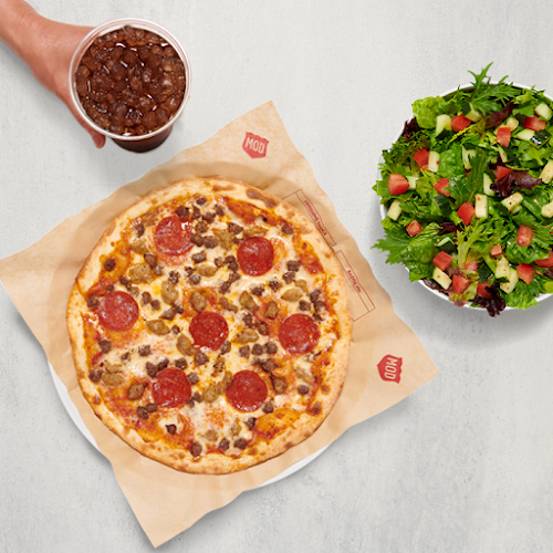 #9 best pizza place in Ashland - MOD Pizza