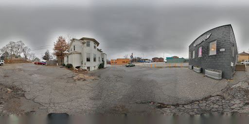 Tattoo Shop «Grinn & Barrett Tattoo and Piercing», reviews and photos, 3021 Leavenworth St, Omaha, NE 68105, USA