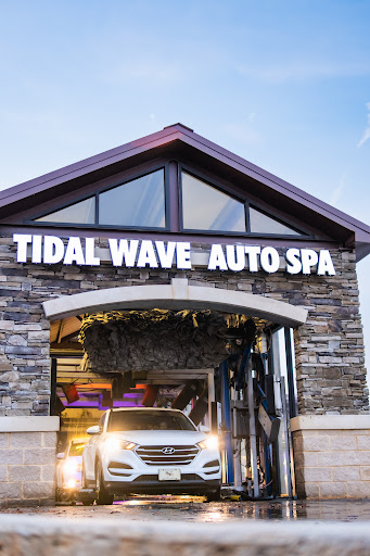 Tidal Wave Auto Spa en Lutz