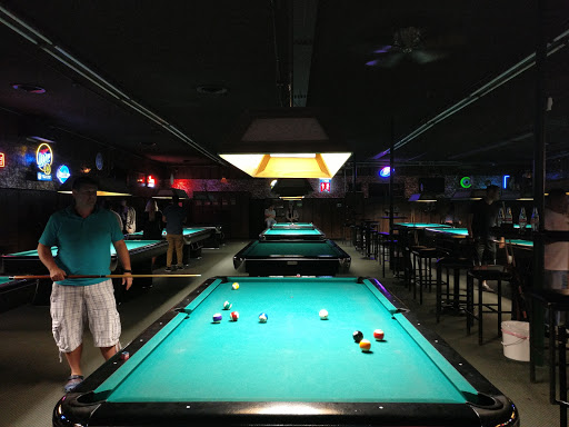 Pool hall Thousand Oaks