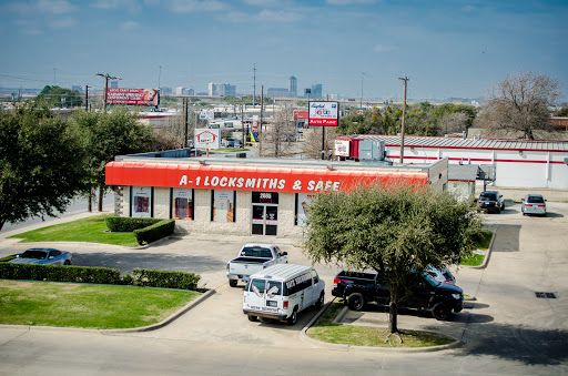 Locksmith «A-1 Locksmith - Dallas», reviews and photos, 2685 Walnut Hill Ln, Dallas, TX 75229, USA
