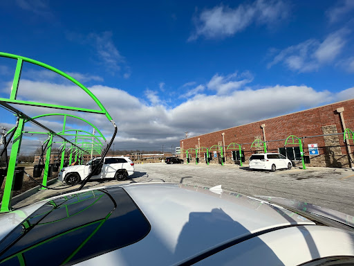 Zoom Express Car Wash en New Albany