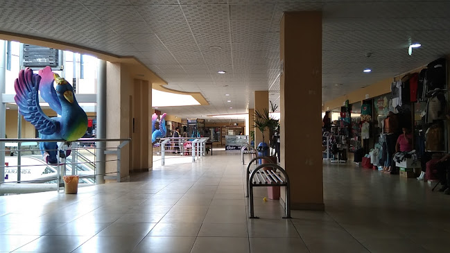 Opiniones de Centro Comercial Plaza - 15 de Mayo en San Andrés - Centro comercial