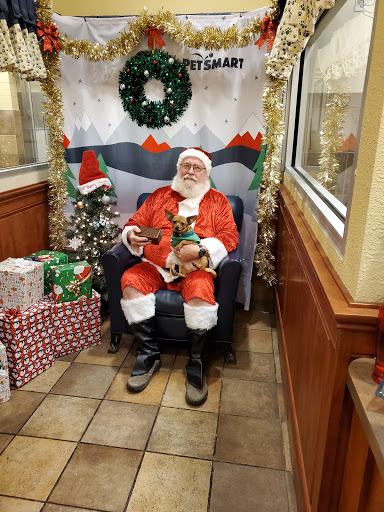 Pet Supply Store «PetSmart», reviews and photos, 3500 S Glenstone Ave, Springfield, MO 65804, USA