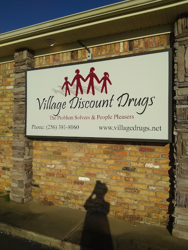 Village Discount Drugs, 1001 Avalon Ave, Muscle Shoals, AL 35661, USA, 