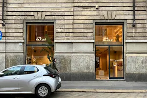 Manebí Store Milano image