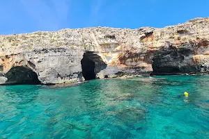 Grotta delle Tre Porte image