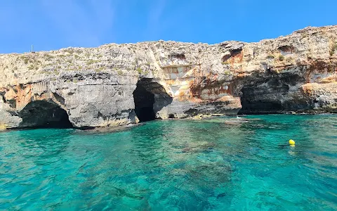 Grotta delle Tre Porte image