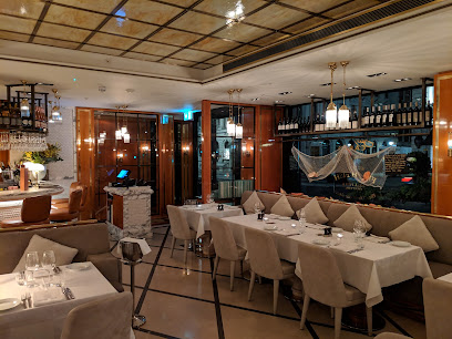 San Carlo - 2 Regent Street Saint James,s, St. James,s, London SW1Y 4LR, United Kingdom