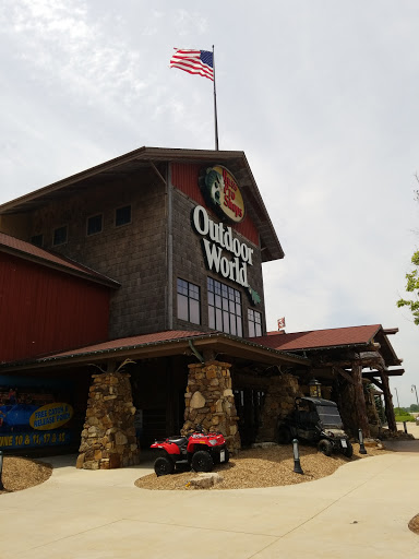 Sporting Goods Store «Bass Pro Shops», reviews and photos, 6425 Daniel Burnham Dr, Portage, IN 46368, USA