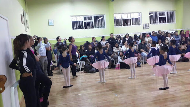 Escuela De Danza Guadalupe Chavez - Escuela de danza