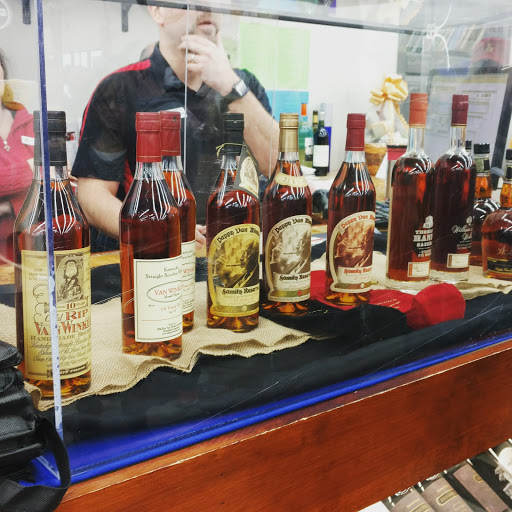 Liquor Store «Yankee Spirits Inc», reviews and photos, 628 Washington St, Attleboro, MA 02703, USA