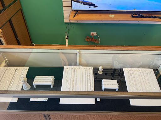 Pawn Shop «88 Pawn», reviews and photos, 634 W Veterans Pkwy, Yorkville, IL 60560, USA