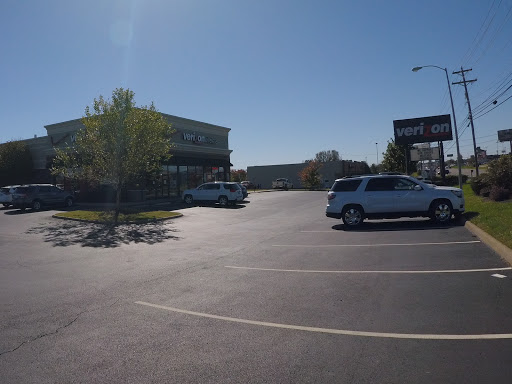 Cell Phone Store «Verizon», reviews and photos, 3047 Wilma Rudolph Blvd, Clarksville, TN 37040, USA