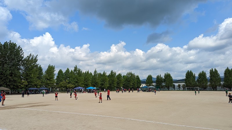 駅家公園運動場