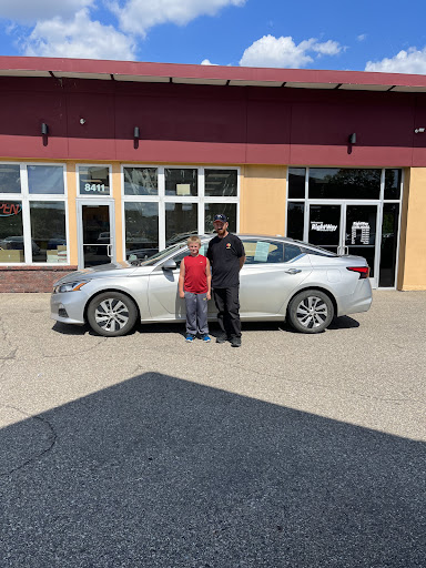 Used Car Dealer «Rightway Auto Sales», reviews and photos, 8411 Telegraph Rd, Taylor, MI 48180, USA