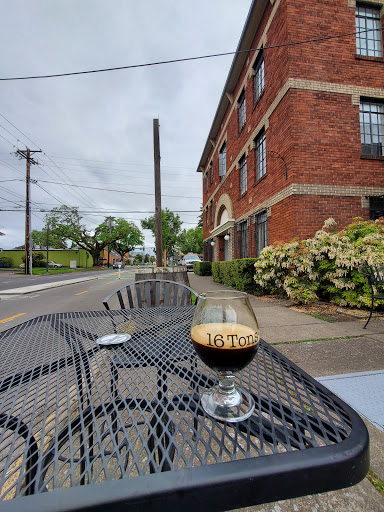 Beer Store «16 Tons Beer & Wine», reviews and photos, 265 E 13th Ave, Eugene, OR 97401, USA