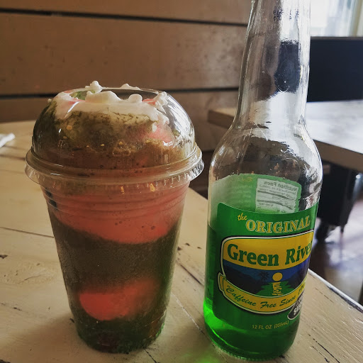 American Restaurant «Lickity Split Frozen Custard», reviews and photos, 6056 N Broadway St, Chicago, IL 60660, USA