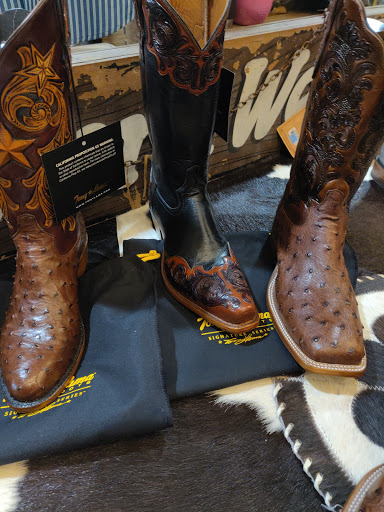 Boot Store «Beth West», reviews and photos, 16315 WA-9, Snohomish, WA 98296, USA