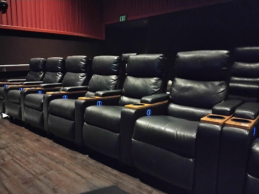 Movie Theater «Regal Cinemas Pastime Pavilion 8», reviews and photos, 929 N Lake Dr, Lexington, SC 29072, USA