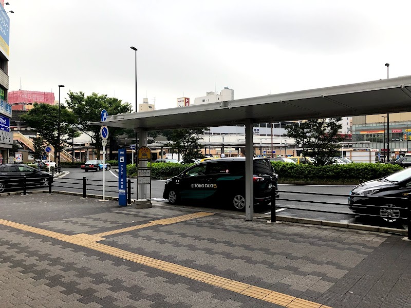 鶴見駅東口タクシー乗り場