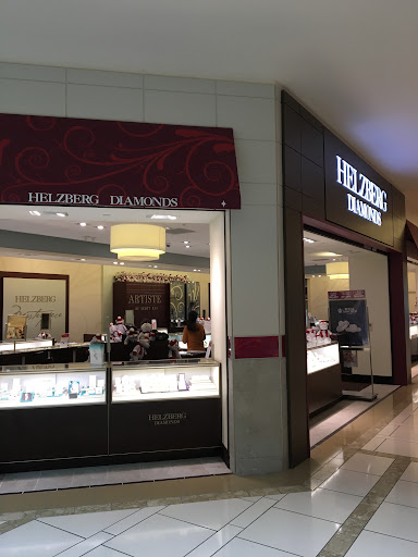 Jewelry Store «Helzberg Diamonds Outlets», reviews and photos, 2223 N Westshore Blvd Suite 147, Tampa, FL 33607, USA