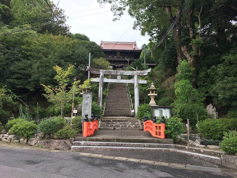 柿本神社 駐車場