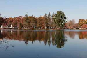 Horseshoe Lake image