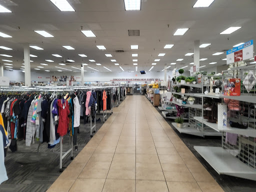 Clothing Store «Burlington Coat Factory», reviews and photos, 3702 E Hammer Ln, Stockton, CA 95212, USA