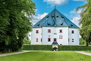 Hvězda Summer Pavilion image