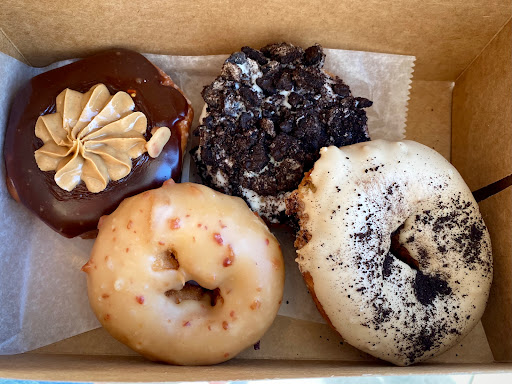 Donut Shop «Flip Flops Donut Shop», reviews and photos, 129 Bogue Inlet Dr, Emerald Isle, NC 28594, USA