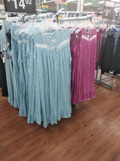 Department Store «Walmart Supercenter», reviews and photos, 2232 Gallatin Pike N, Madison, TN 37115, USA