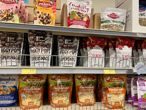 Grocery Store «Grocery Outlet Bargain Market», reviews and photos, 4628 Broadway, Allentown, PA 18104, USA