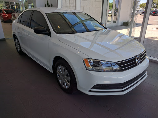 Volkswagen Dealer «San Tan Volkswagen», reviews and photos, 1489 E Motorplex Loop, Gilbert, AZ 85297, USA