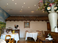 Atmosphère du Restaurant gastronomique Restaurant Philippe Bouvard à Balanod - n°7